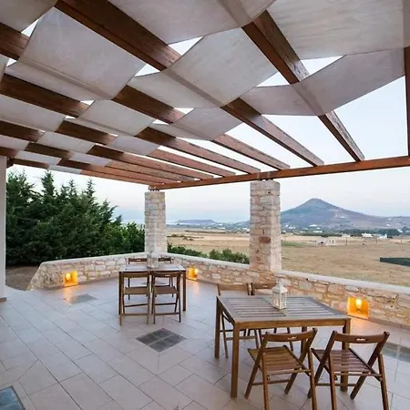 Paros Tranquility بيت للعطل