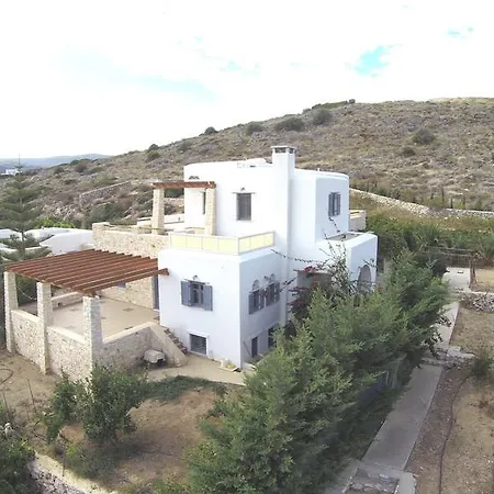 Paros Tranquility بيت للعطل *